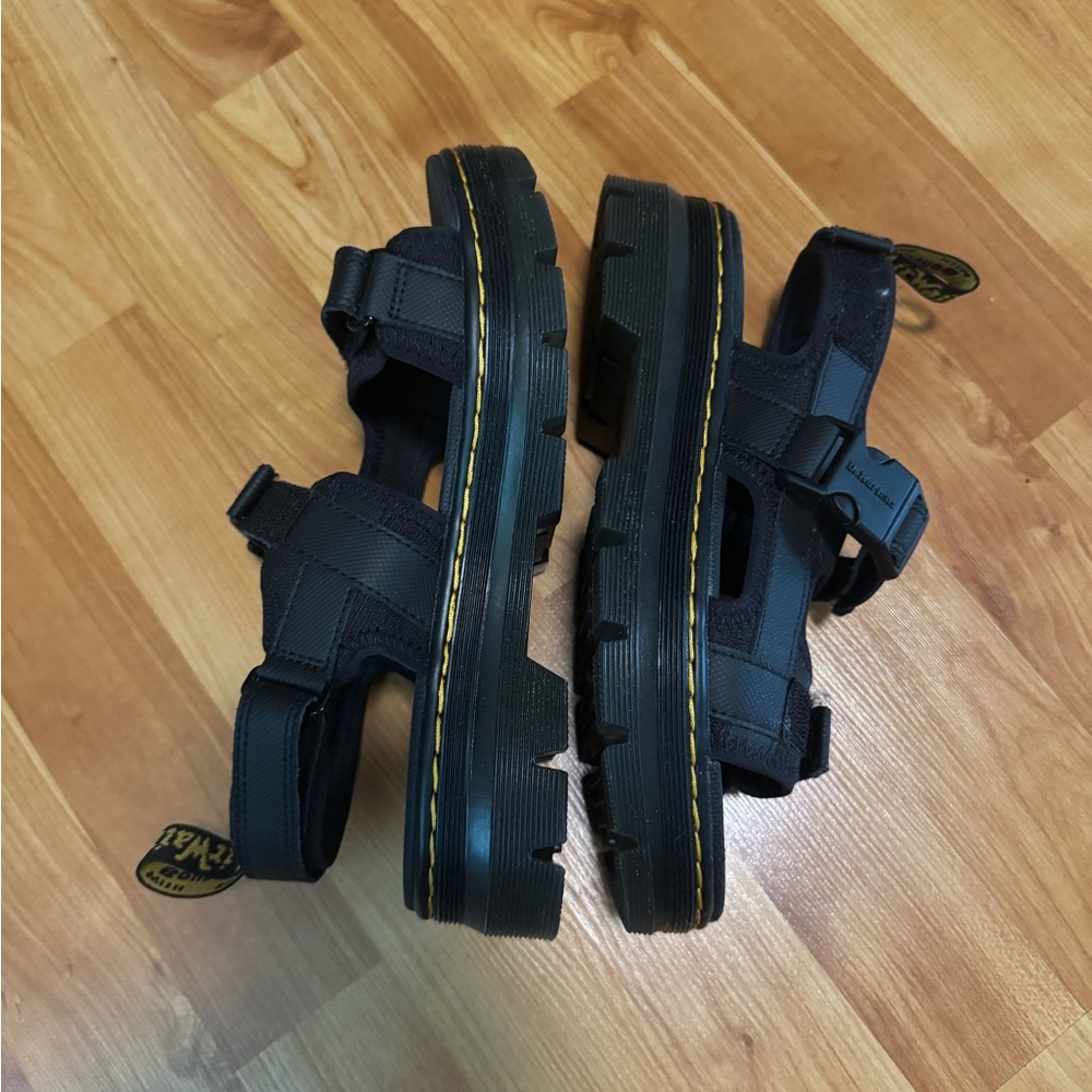 Dr. Martens Summer Velcro Strap Sandals Like New! - Picture 5 of 6